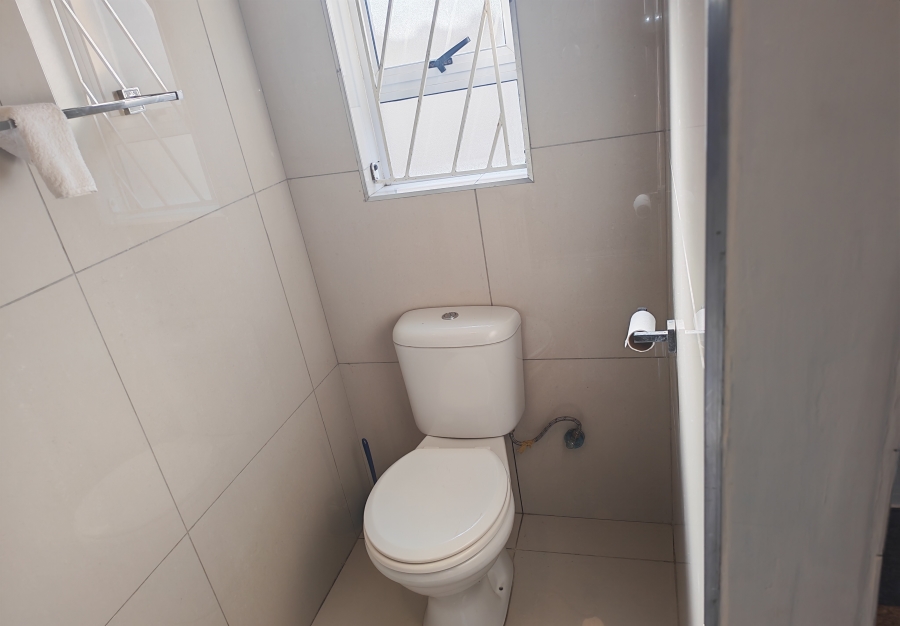 4 Bedroom Property for Sale in Broadlands Village Western Cape